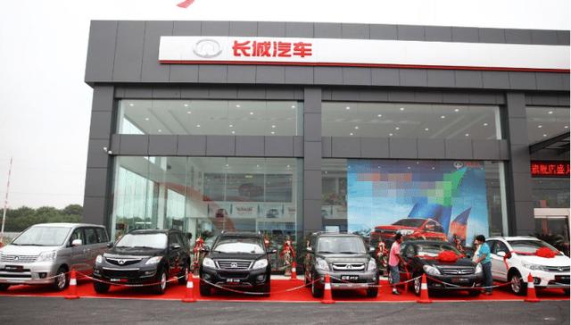 长城员工开啥车？看了一眼停车场服气了：怪不