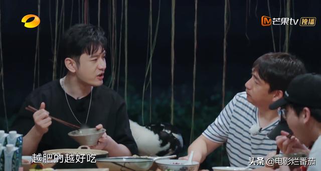 被吐槽“油腻”的黄晓明，这次亲身示范了“油