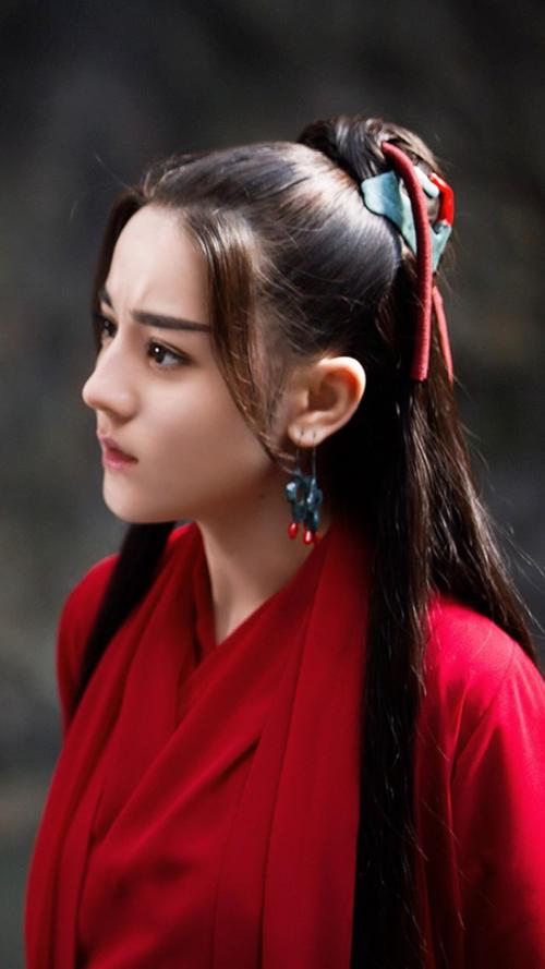 杨幂附体？迪丽热巴《长歌行》路透，发际线是认真的吗？