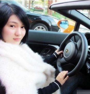 『公布』郭美美公布恋情 高调官宣男友疑似富豪