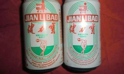 曾經(jīng)的中國“魔水”，百事可樂和可口可樂加起來，賣得都沒他多