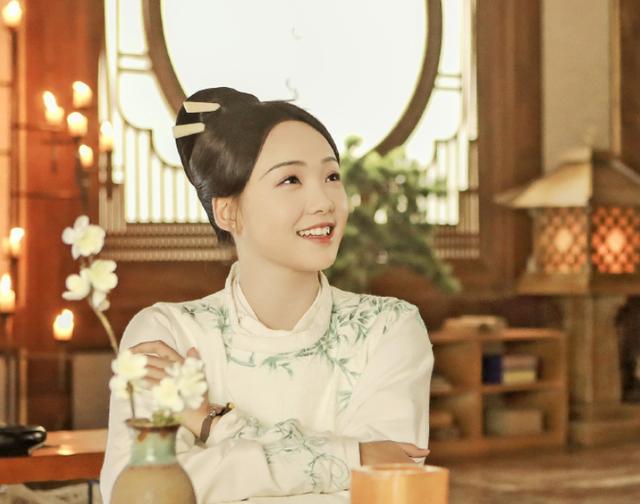 芒果台又一古装剧偶像剧将播，男女主颜值太高，看海报就姨母笑了