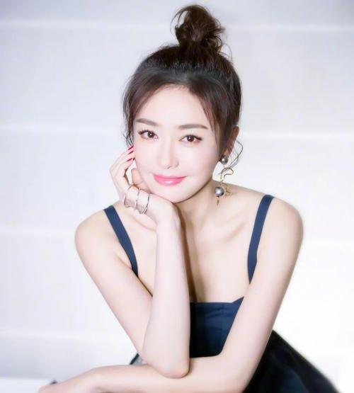 生育|秦岚谈女性生育:我的子宫使不使用关你什么事 坚强背后伤痕累累