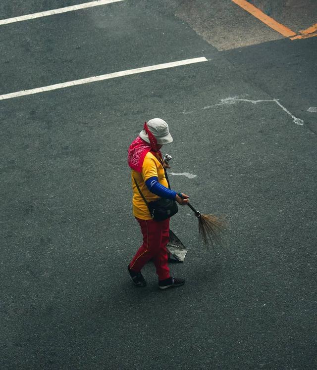 镜头下的菲律宾，封城逐渐宽松，生活的色彩开始点缀城市