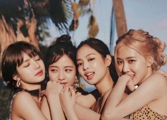 Lisa为了更女生一直留长发，当她剪成短发后，粉