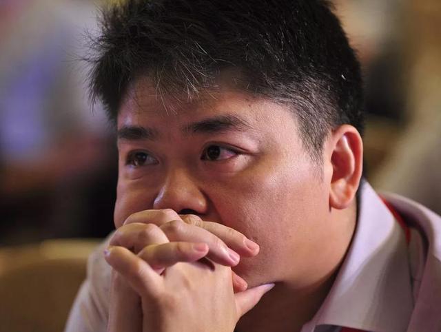 京东001号员工，16岁起跟随刘强东，网友：这就是东哥给的待遇？