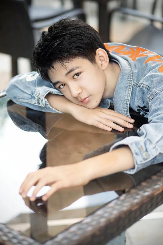 荣梓杉：我和朱朝阳截然不同，但我能感受到他，也想要突破他