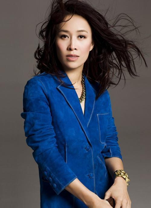 踹路人，得罪同行，那英为何如此我行我素？看她背后的那辛就懂了