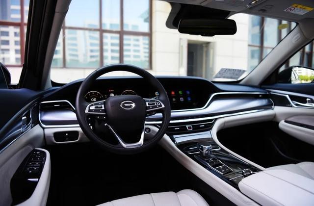 威锋气场，行云座舱，全新传祺GA8驾享豪华新体验