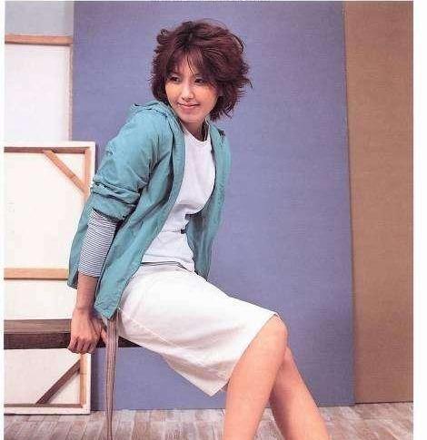 李恩珠事件再曝光，最长被侵犯8小时，被逼塞“玩具”上台领奖