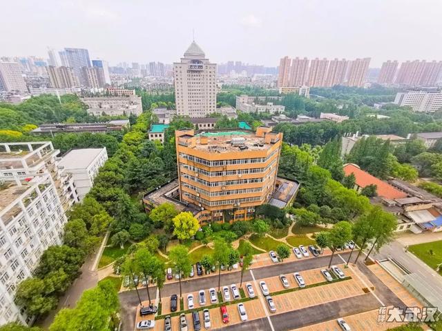 武汉科技大学，神一样的大学