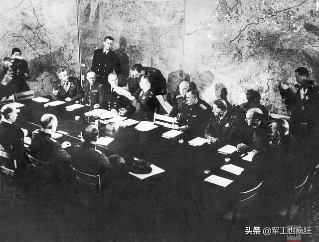 75年前的今天：二战欧洲战场胜利、纳粹德国无条件投降