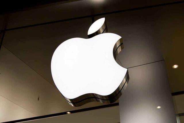 苹果ios13系统更新！期待的新功能来了，却被果粉