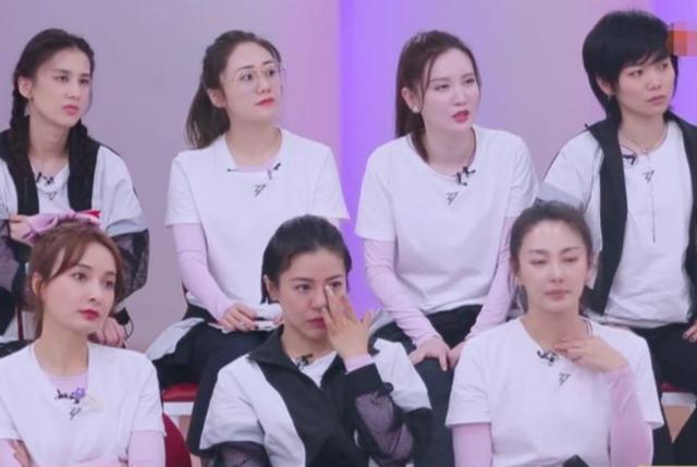 杜华神预言，她才是真正懂艺人的经纪人，网友模拟许飞承认杜华好