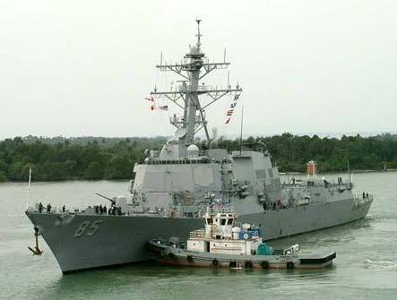 现场照片首次公开，又一艘美舰穿越东南海峡，