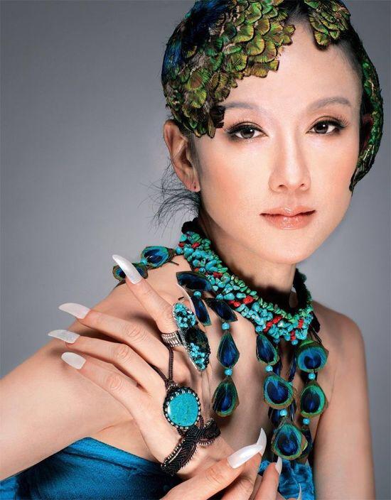 62岁舞蹈家杨丽萍被讽刺：这是一个女人最大的失