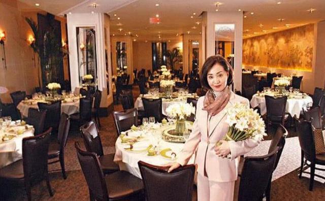 都是生下三女一子，赌王原配凄婉半生，何莉莉