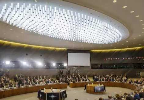 北约敢招惹俄罗斯，却从来不碰中国一下？军事