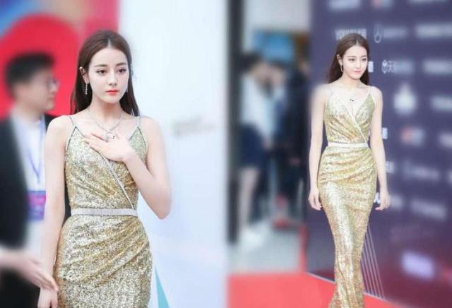 迪丽热巴15岁跳舞照片曝光，看看她青涩时期照片