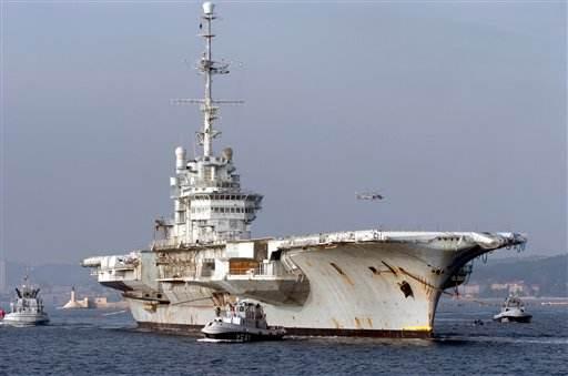 痛击我们的队友，保护我们的对手，让美俄乐此不疲的疲敌之策