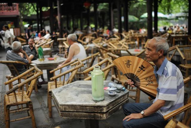 拒绝“新一线”，成都的真正雄心