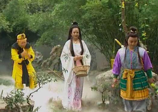 唐僧师徒通天河遇鲤鱼精 观音菩萨不着衣妆前往