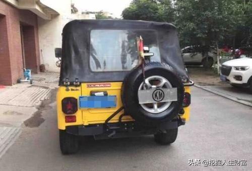 全新青春版北汽BJ212亮相，颜值不输牧马人