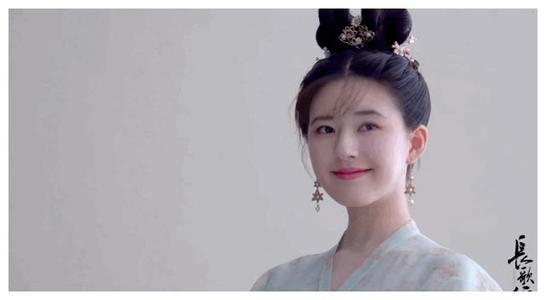 《长歌行》定妆照曝光，还原原著形象，热巴却被指像赵露思保镖