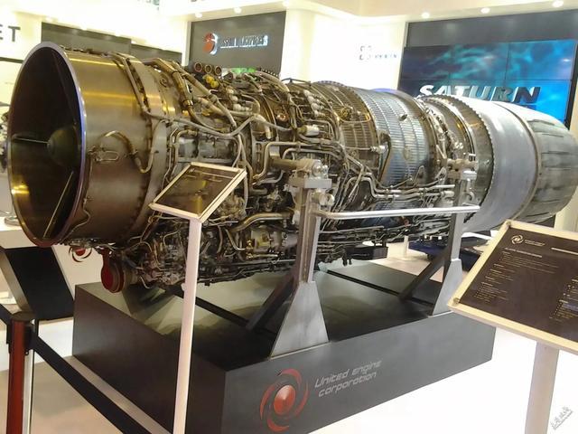 外媒：受制于发动机技术的中国隐身战机和轰炸机目前不足为惧