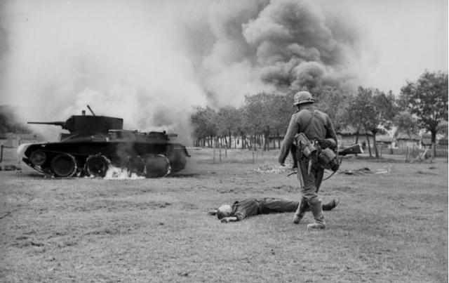 巴甫洛夫为何在战争初期，就被斯大林给枪毙了