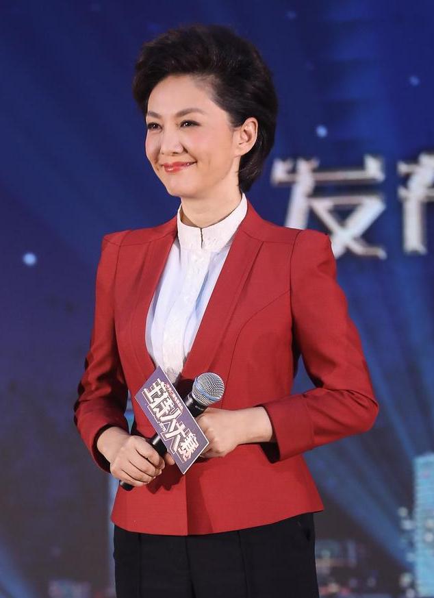 央视主持海霞和康辉什么关系？本尊回应后，“