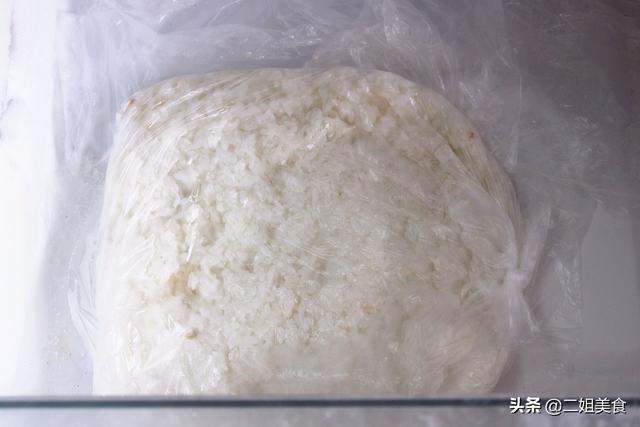 剩米饭直接放冰箱冷藏就错了！教您正确的保存方法，早知道早受益