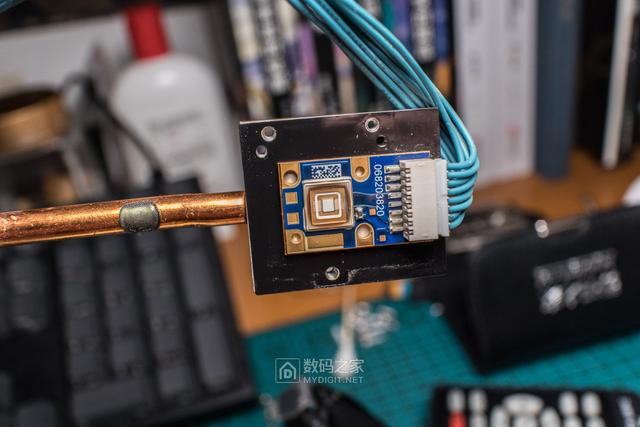 卡西欧CASIO激光+LED短焦投影仪UP50WN拆解，维修偏