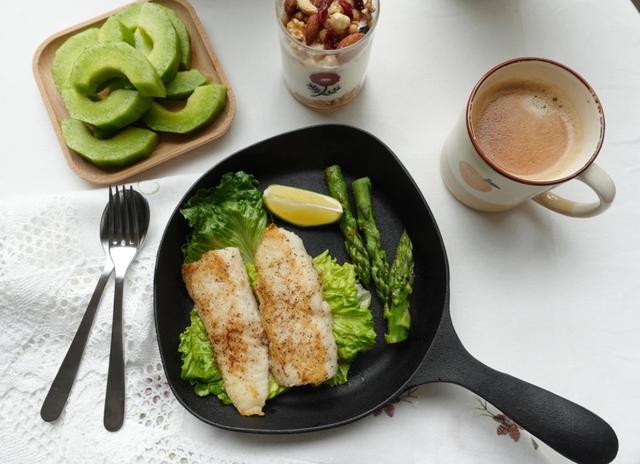 龙利鱼巴沙鱼谁更适合健身者？五款低脂无刺鱼肉食谱，脂肪仅0.8%