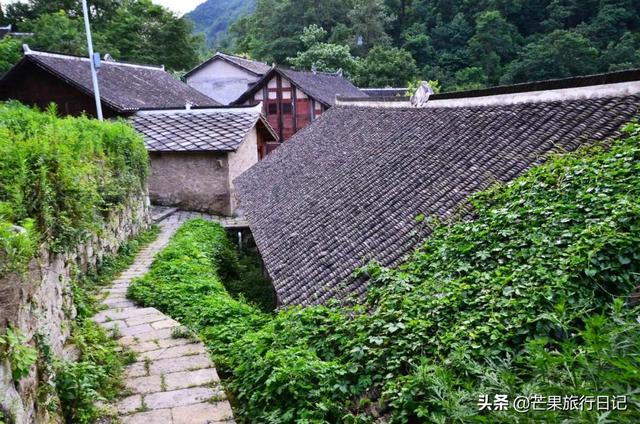 贵州营上，一座被时光遗忘的悬崖古寨，它有着怎样的尘封历史？