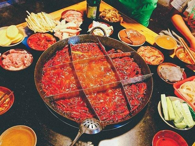 吃火锅时这4种“人造食物”不要点，不便宜还没营养