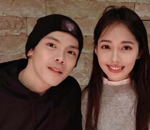 这该死的仪式感！向太终于官宣郭碧婷有喜，为