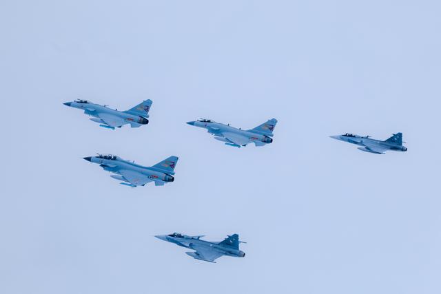 运20又出国，满载物资飞抵泰国，今年能否和歼