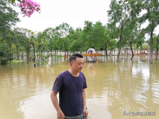 湖北武穴：聚焦住建系统众志成城战洪图