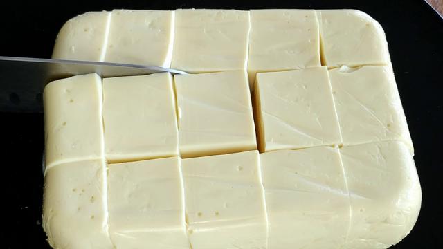 1碗黄豆，不用卤水，不用内酯，教你在家做豆腐，比买的还好吃