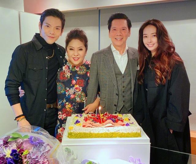 没等到郑恺苗苗官宣孕事，向佐郭碧婷却大方公布好消息，恭喜