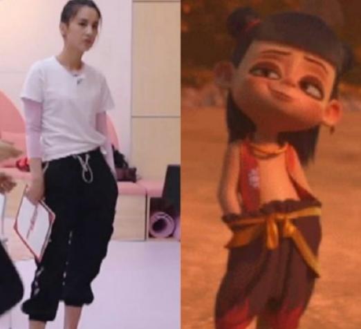 黄圣依还原“社会人站姿”，单手揣兜变表情包