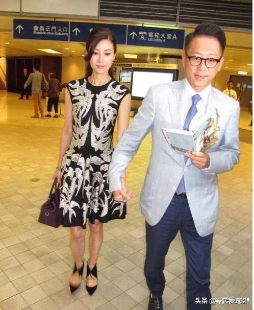 何超琼前夫现身赌王葬礼，曾花2000万办世纪婚礼
