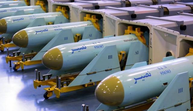 600吨军舰被炸沉后，世界目光开始转向东方，伊朗这次吃下定心丸