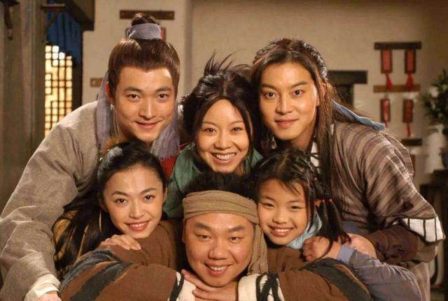 沙溢半年连上9档综艺，评价女嘉宾“裤衩有点短