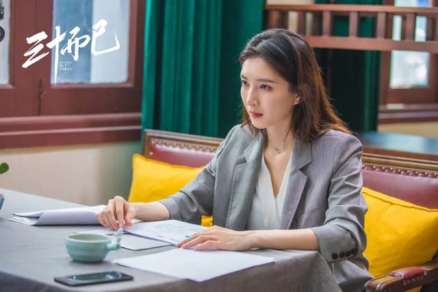 《三十而已》对《二十不惑》，东方卫视对湖南