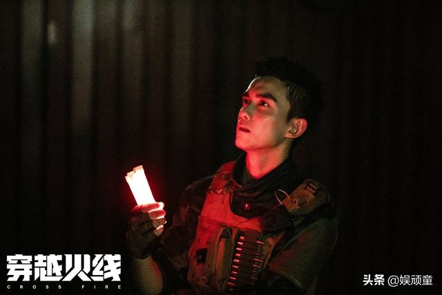 王凯、靳东都没捧红的他，参演《穿越火线》，颜值却赢了鹿晗吴磊