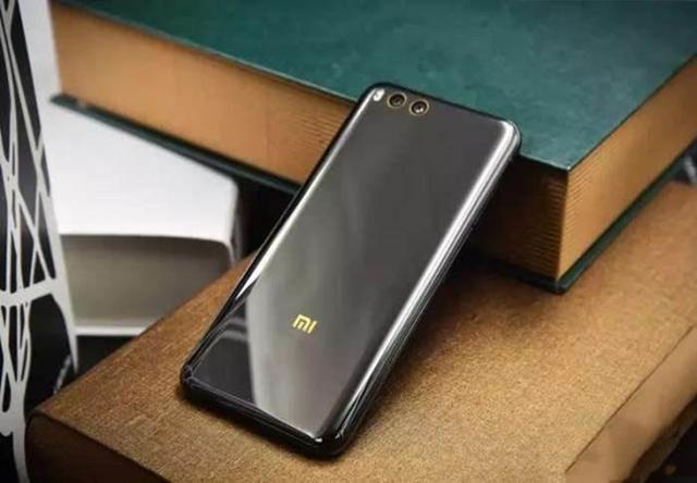 雷军不再“耍猴”，钉子户小米6更新MIUI12，米粉不吐不快