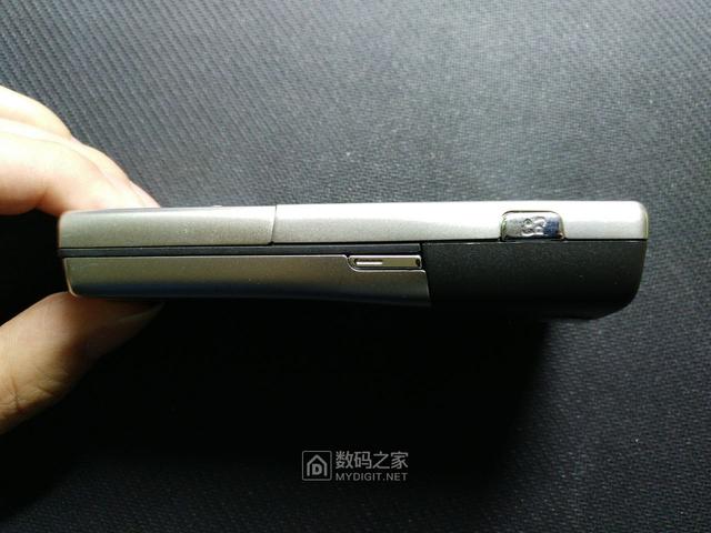 内置机械硬盘！诺基亚曾经的黑科技手机N91详细拆解+硬件简单分析