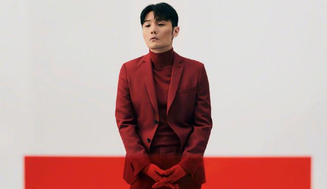 李荣浩被网友调侃眼小后，杨丞琳亲自“内涵”